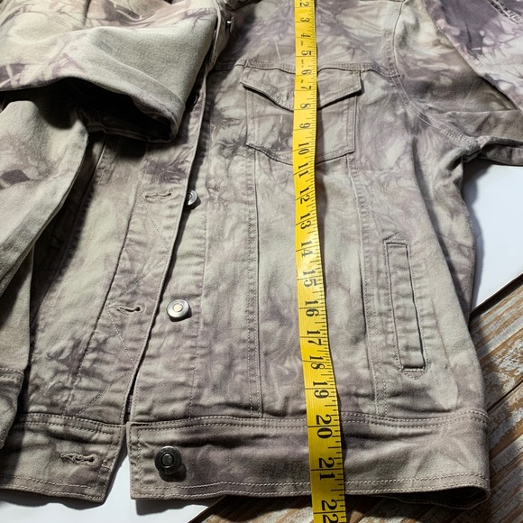 Tie-Dye Camouflage Jean Jacket - Women Size M - Picture 8 of 8